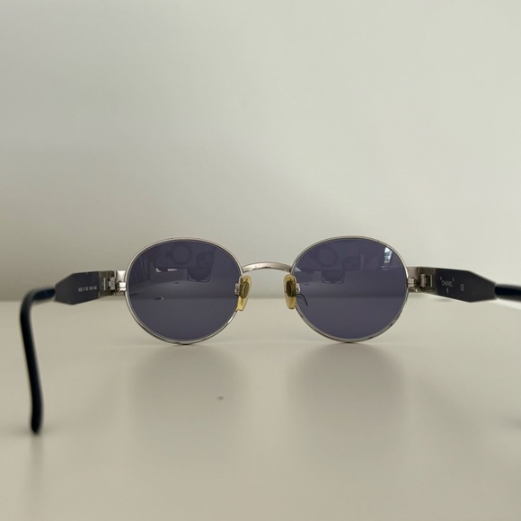 Vintage Chanel sunglasses. Style 06933. Excellent condition - Picture 7 of 7